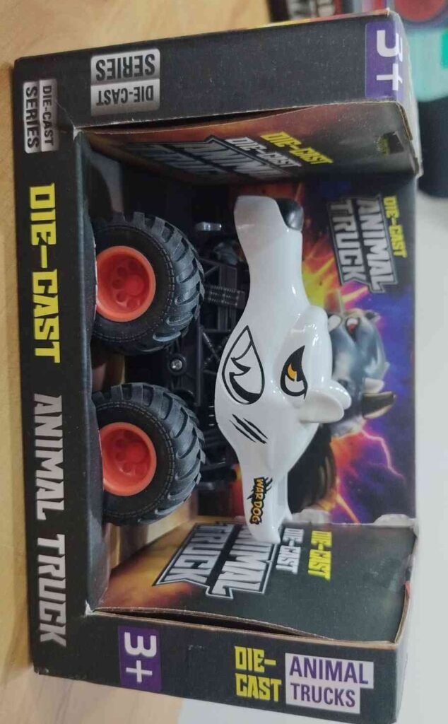 DIE CAST ANIMAL TRUCK M 499